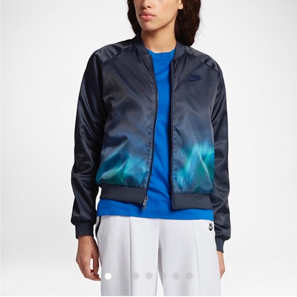 Nike Zip Up Jacket - Picture 1 of 4